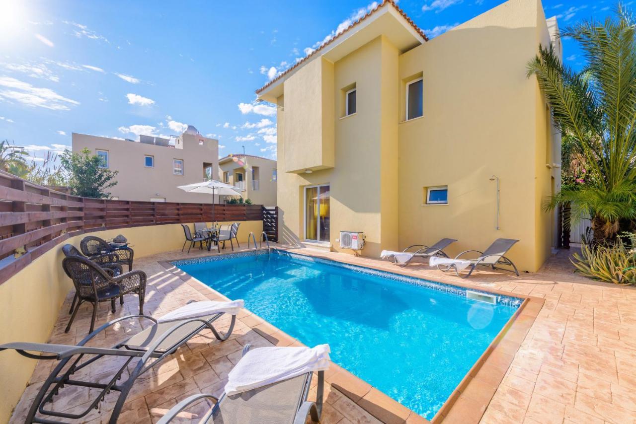 Sirena Bay Villa Pernera エクステリア 写真