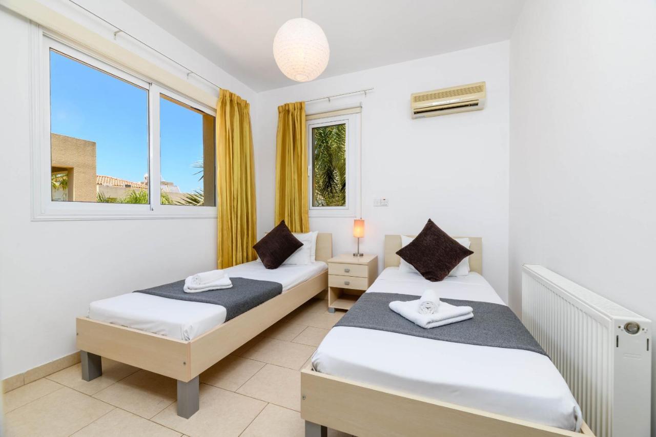 Sirena Bay Villa Pernera エクステリア 写真
