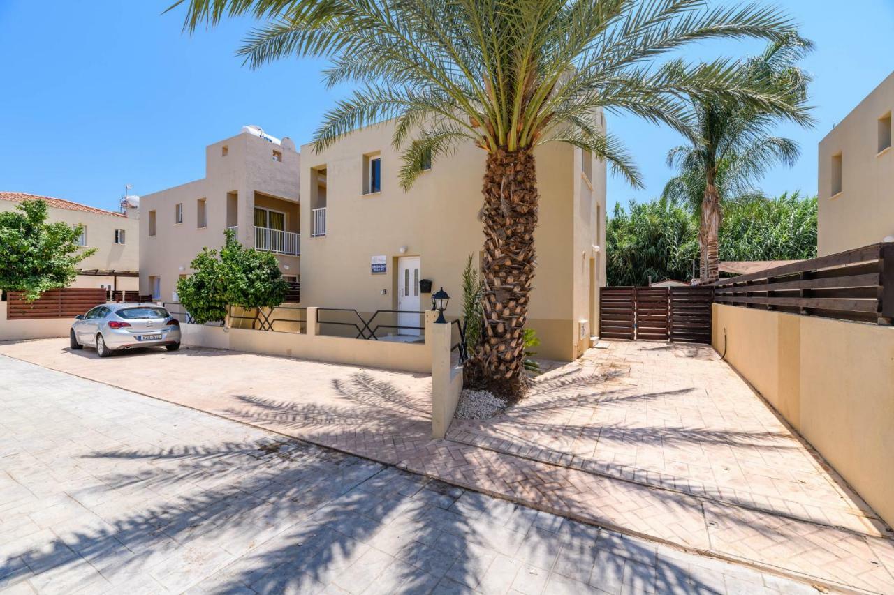 Sirena Bay Villa Pernera エクステリア 写真