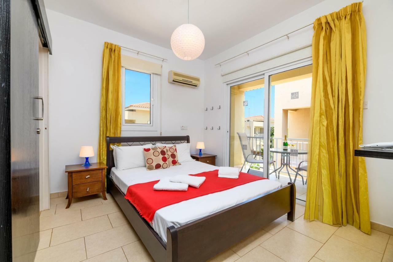 Sirena Bay Villa Pernera エクステリア 写真